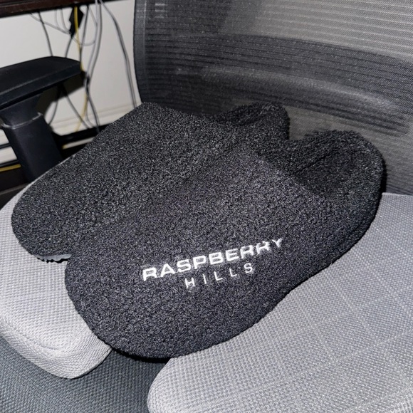 Mens Raspberry Hills Slippers - Picture 2 of 3